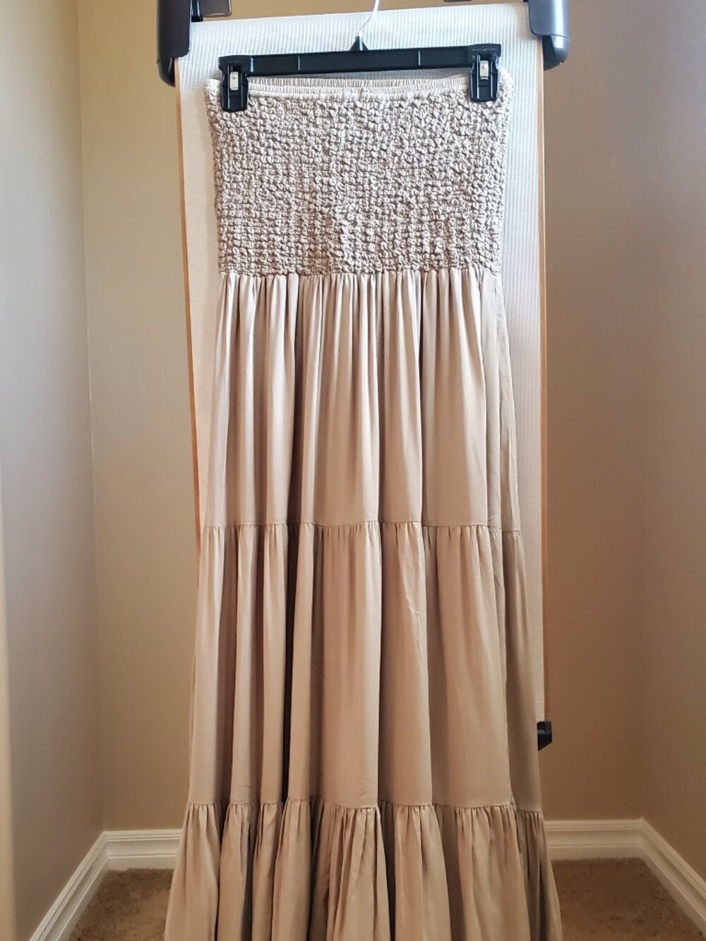 Michael Kors Strapless Smocked Tiered Khaki Maxi Dress. Size: S
